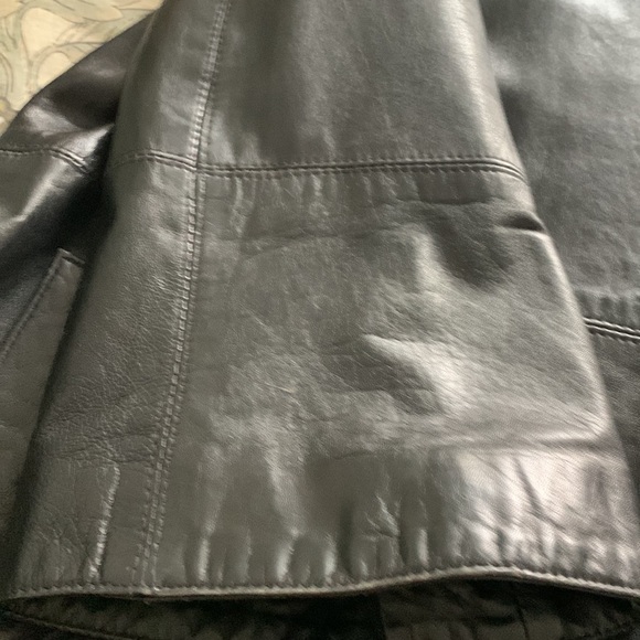 Large black leather coat - Picture 6 of 7